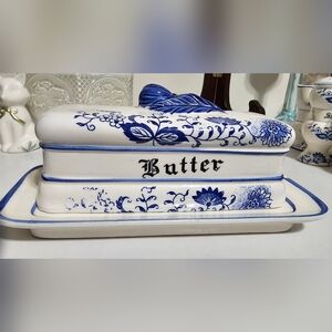 Vintage Blue Onion Elegantl Butter Dish